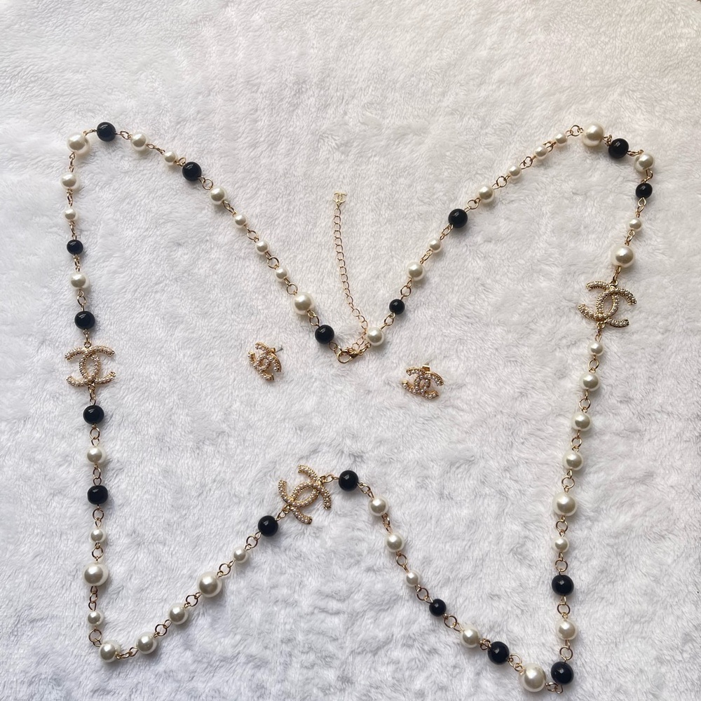 Pearl & Black Bead Gold-Tone Necklace with Matching Earrings